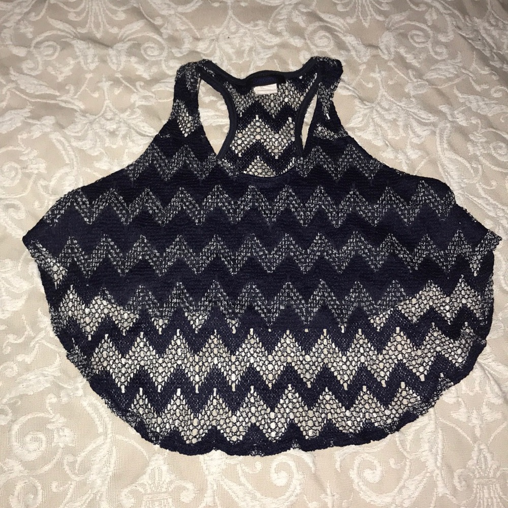 🔥🔥Navy Blue And White, Zig-zag Stripped Crop-Top